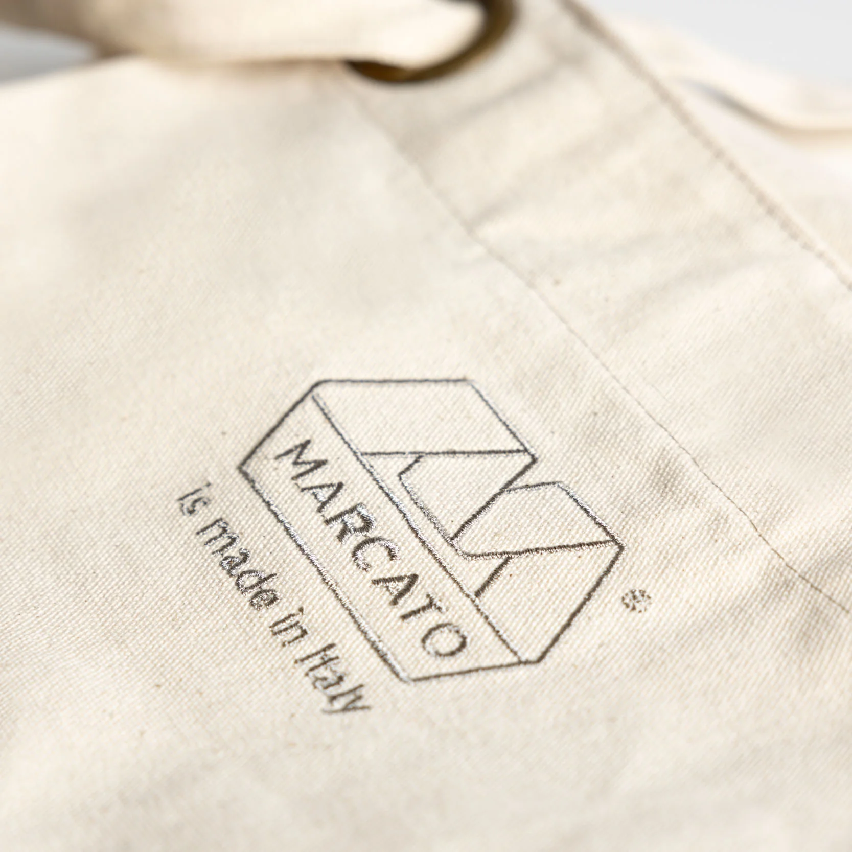Apron - Image 6